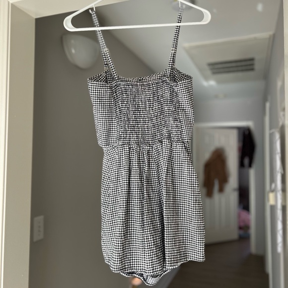 Bershka Gingham Bow Romper - Picture 8 of 8